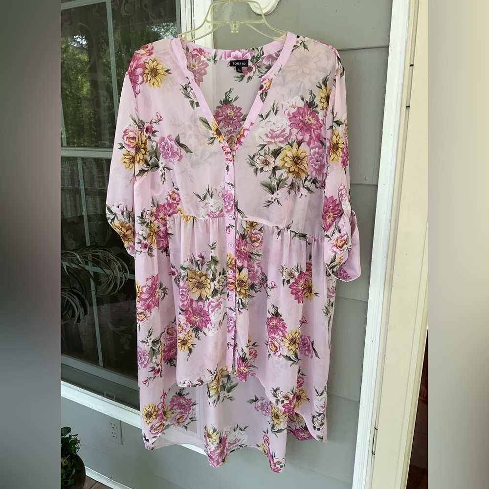 Women’s Torrid 2 (2X) Pink Floral Kimono Blouse Top Shirt CoverUp NWOT Tunic